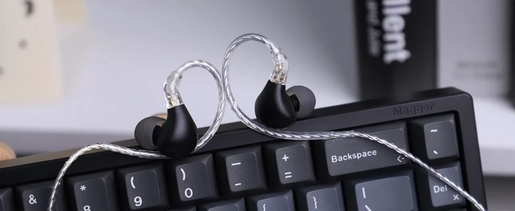 BLON BL03 II Dual-Chamber In-Ear Monitor
